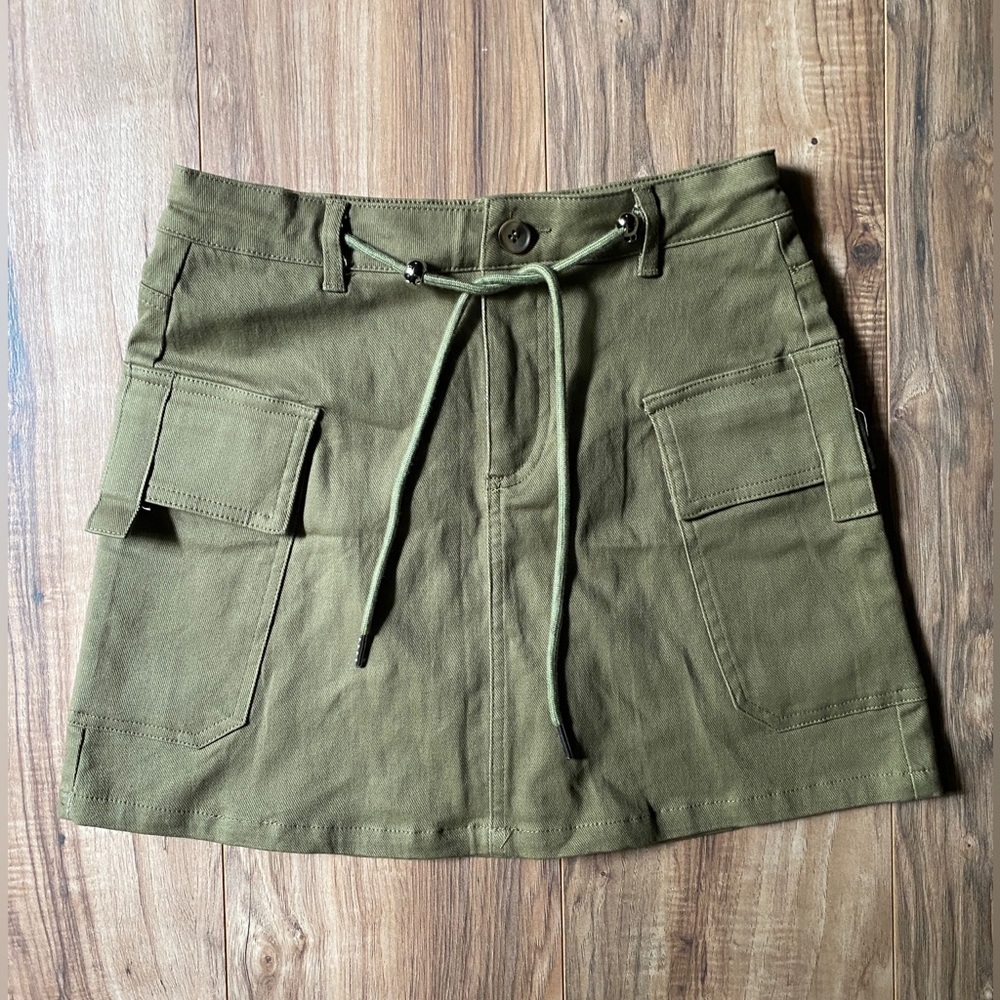 Lizard Standard Drawstring High Waist Mini Skirt